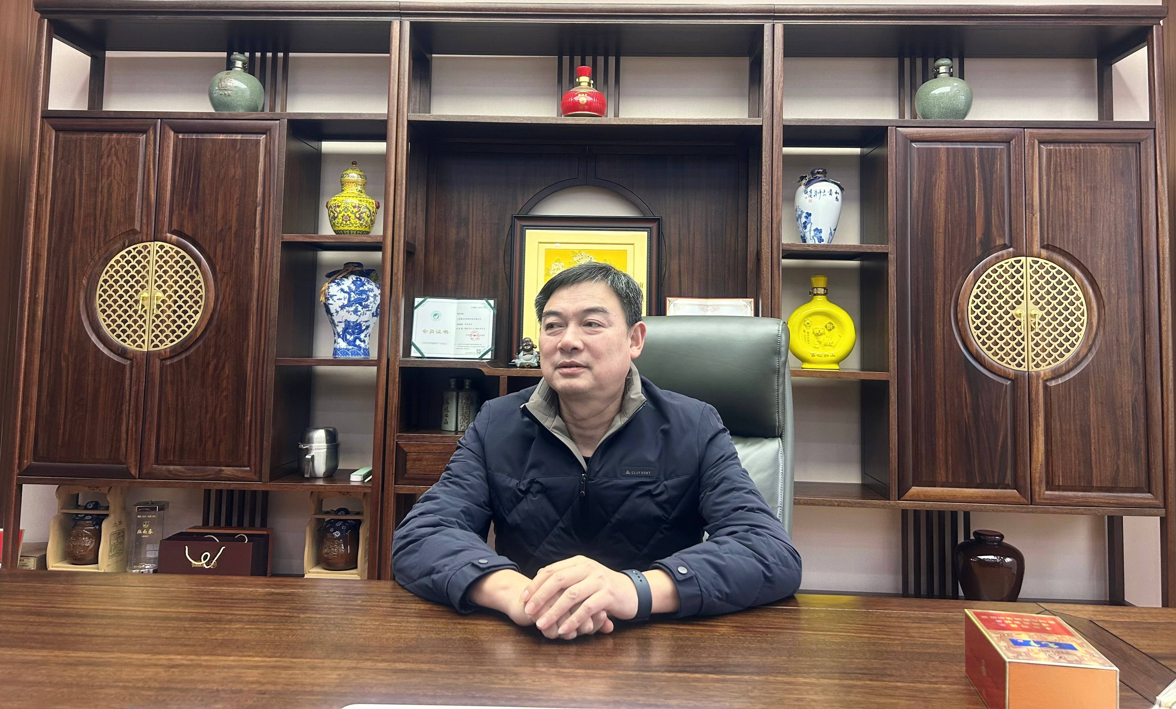 常務(wù)副會長  張姚中